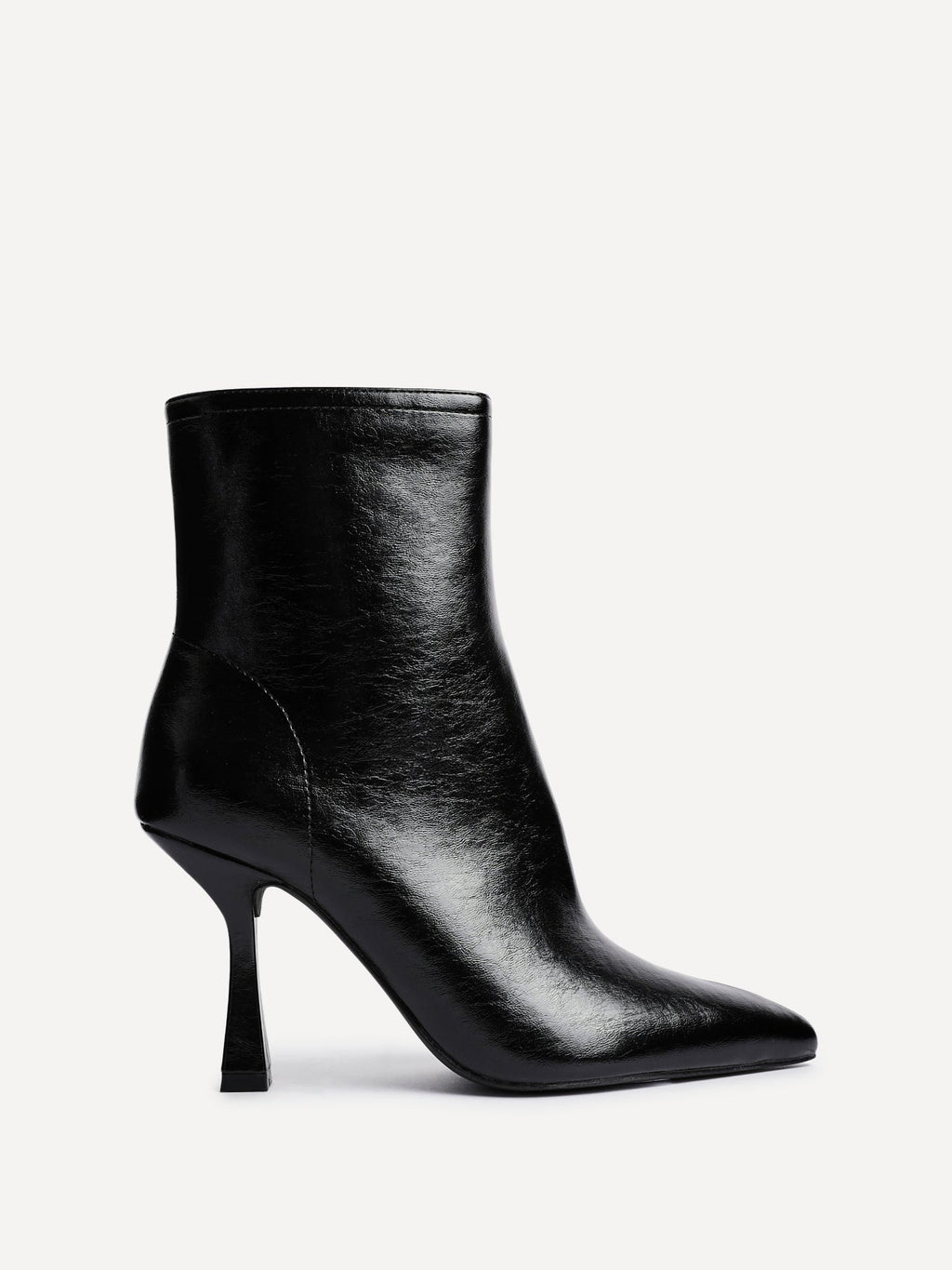 Jetta Black Heeled Pointed Boots