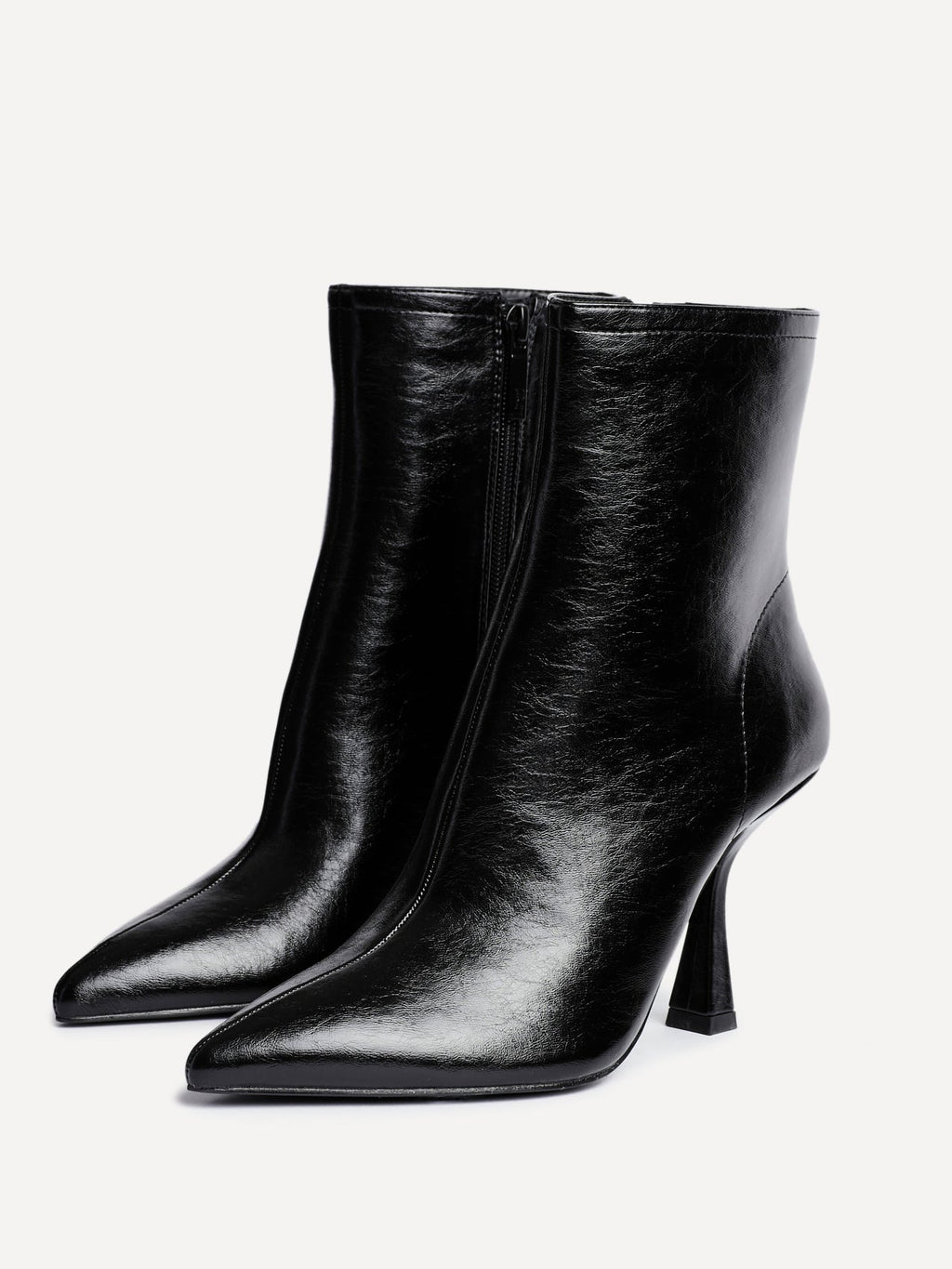 Jetta Black Heeled Pointed Boots
