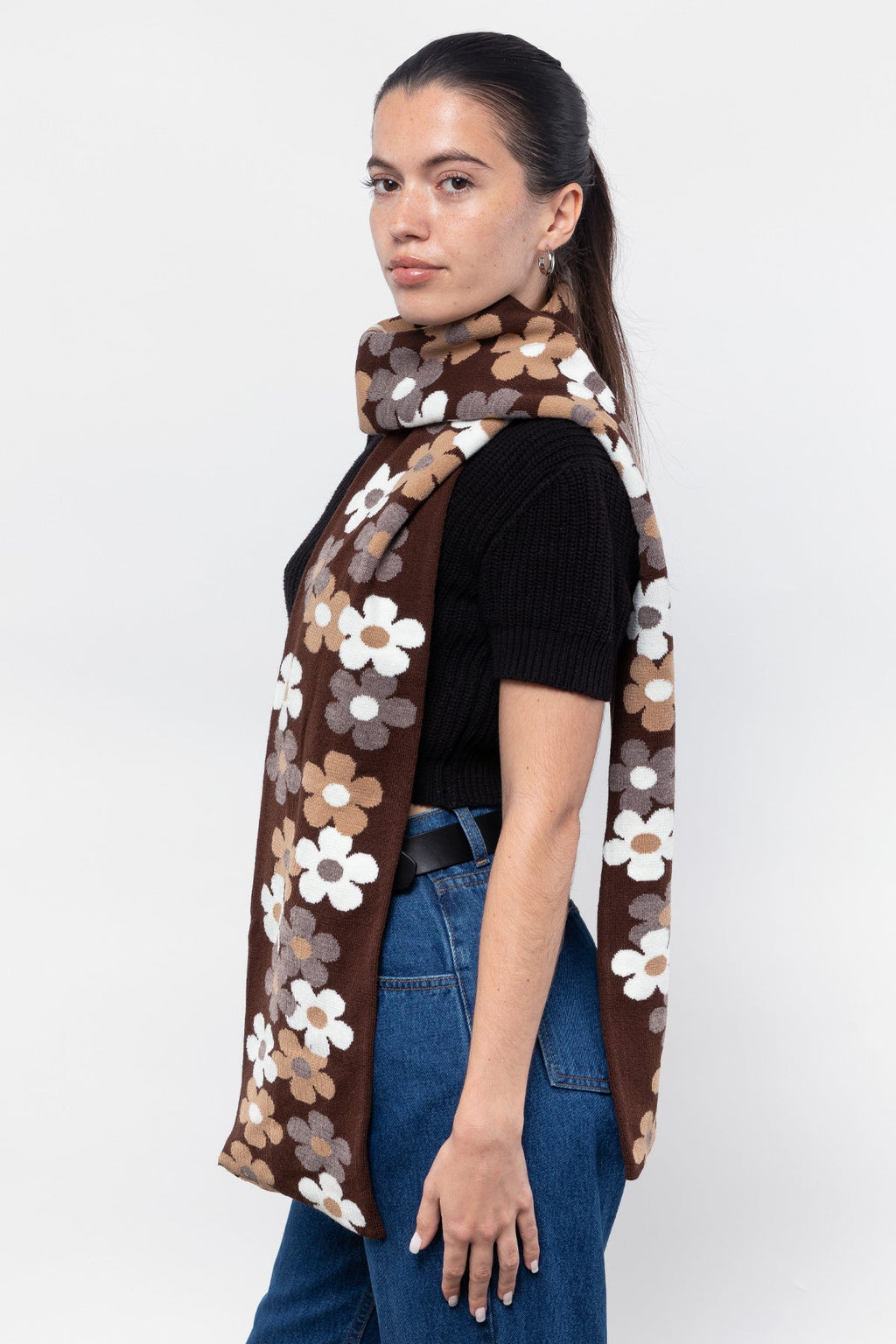 JQSCARF35 - Daisy Vine Scarf