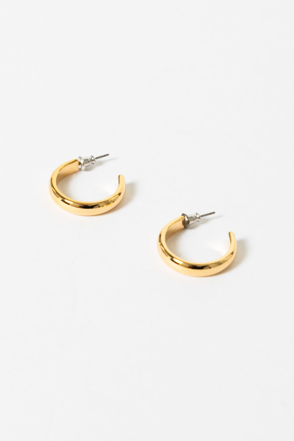 JWL34HE - Classic Hoop Earrings