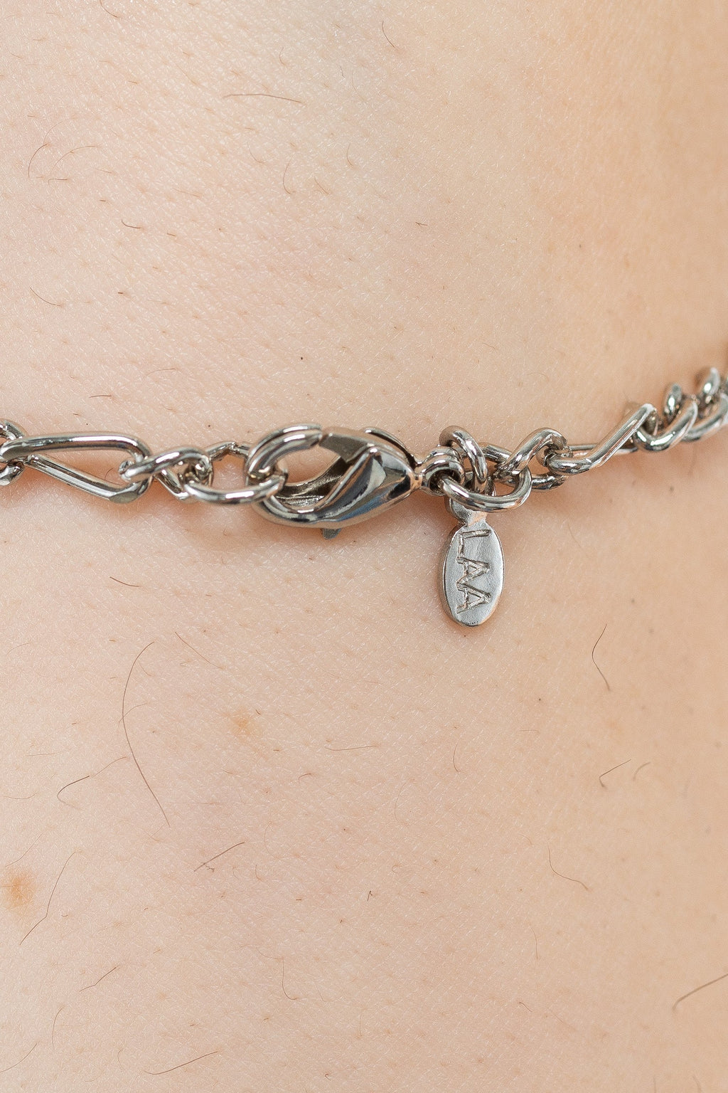 JWLFB - Unisex Figaro Chain Bracelet