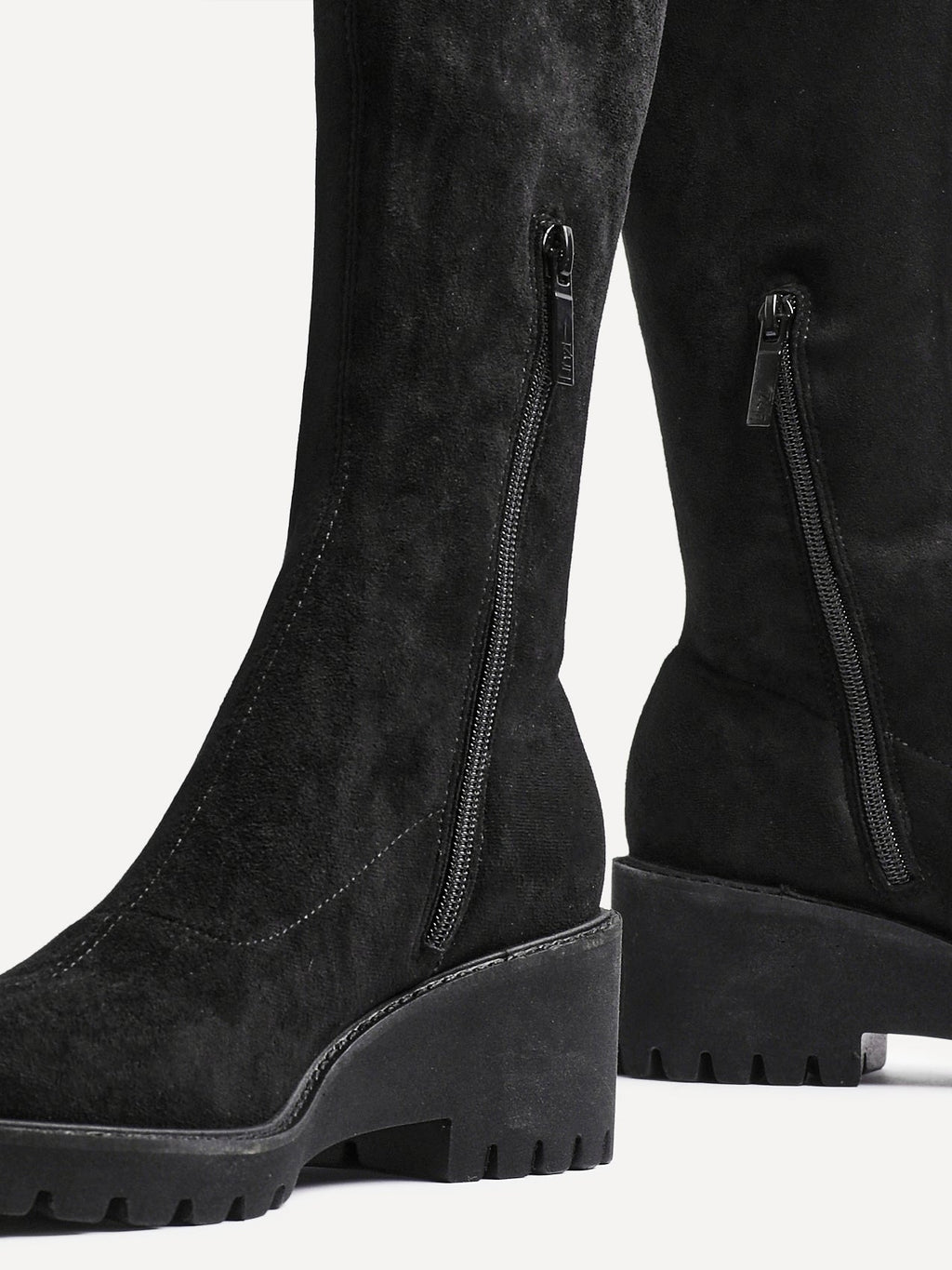 Kortina Black Wedged Long Boots