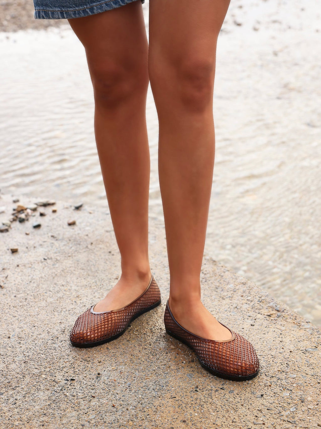 Lagoon Brown Jelly Caged Sandals