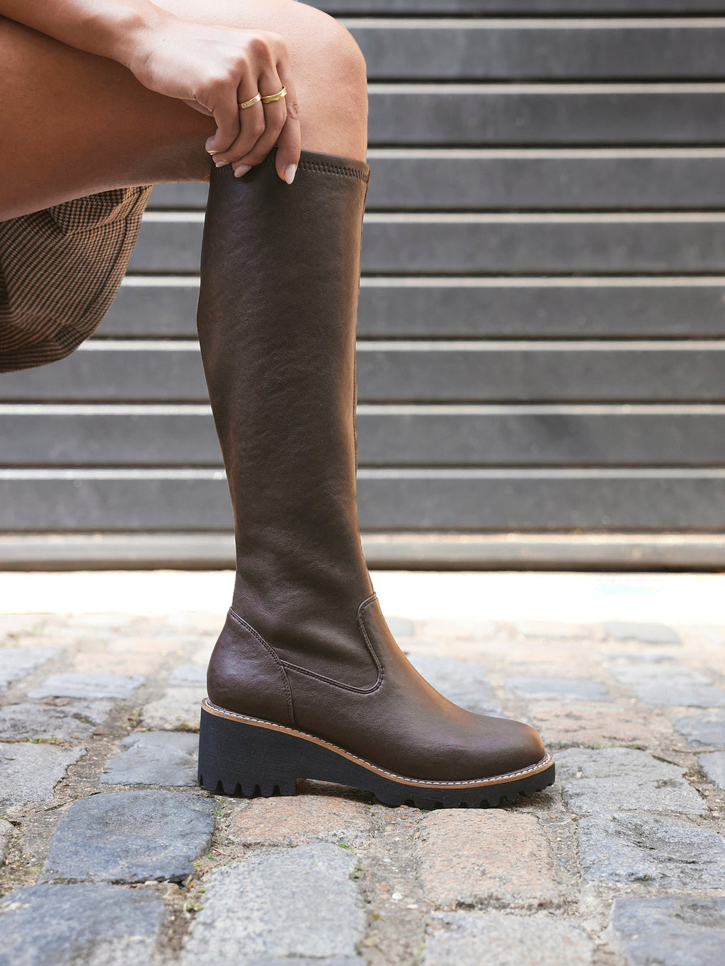 Resist Brown Wedge Long Boots