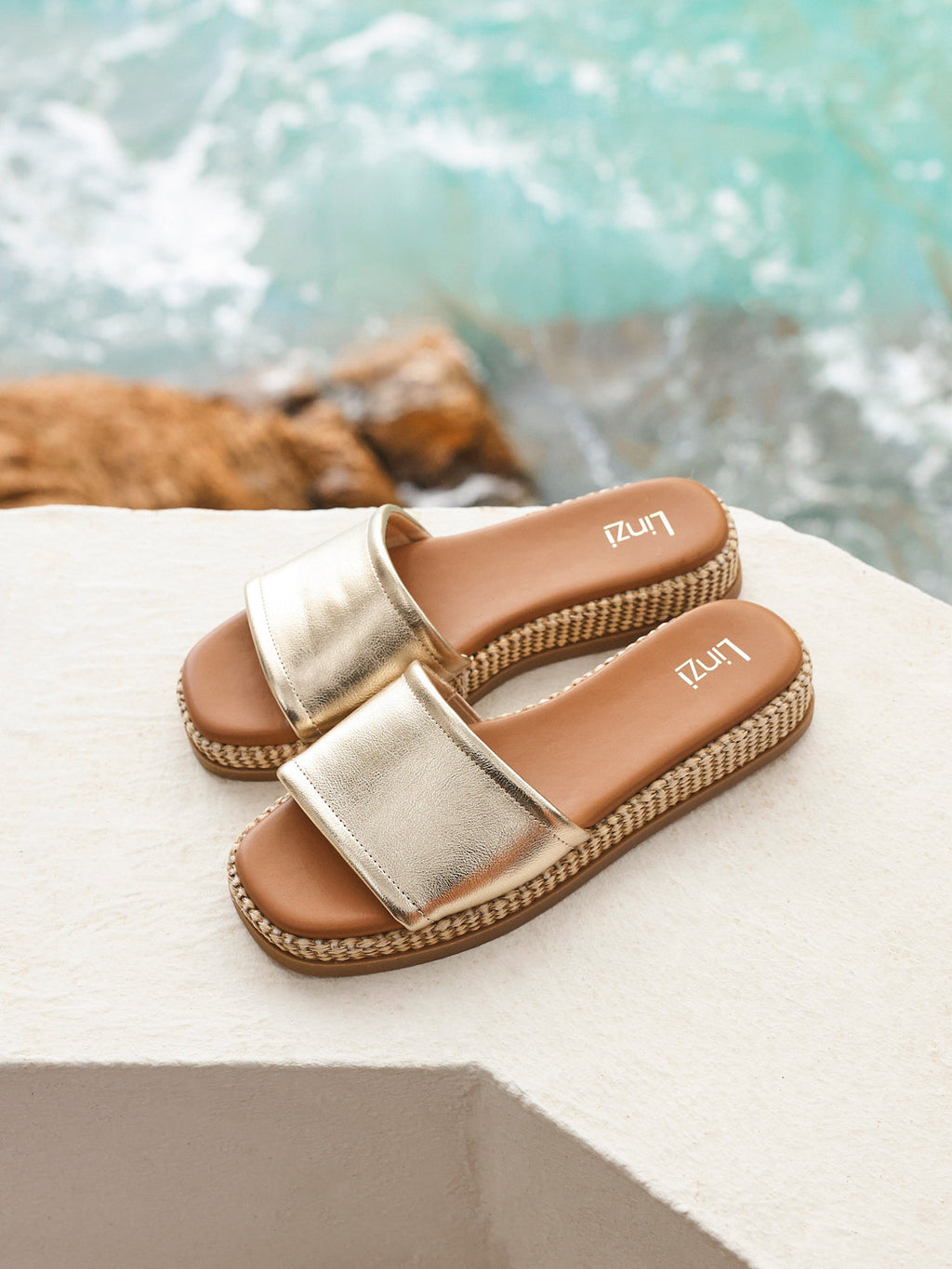 Stay Gold Flatform Mule Sandals