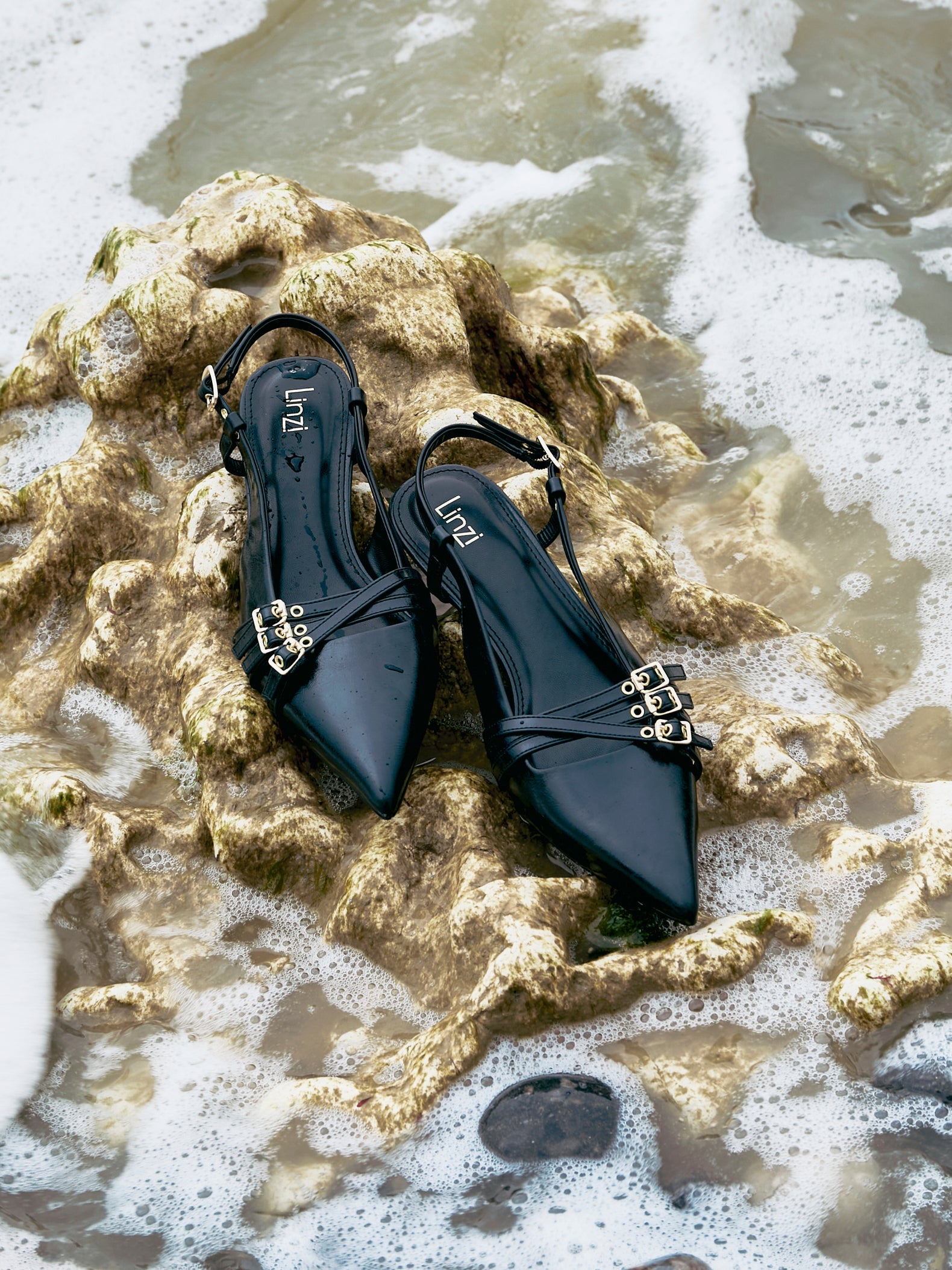 Retro Black Patent Kitten Court Heels
