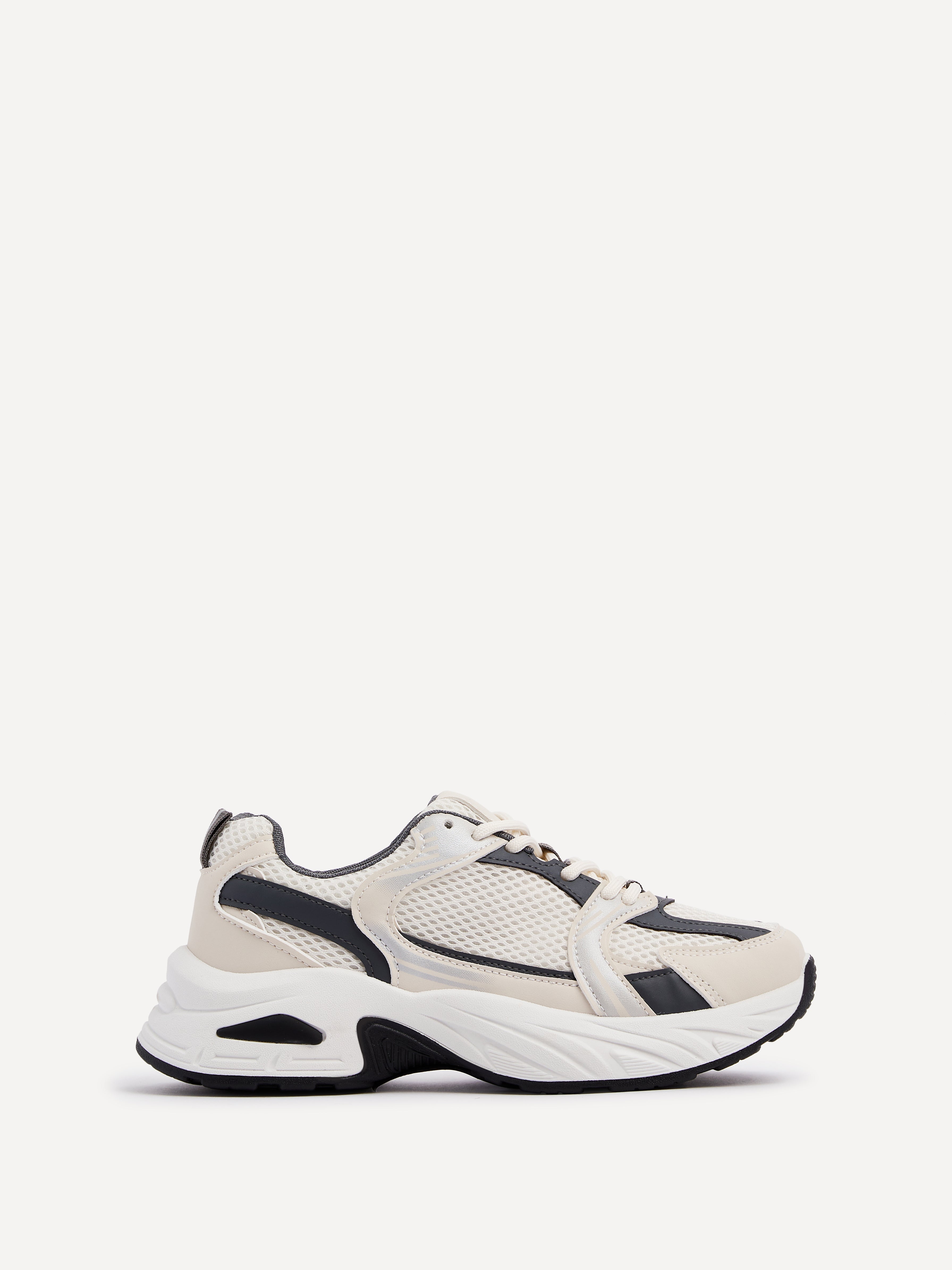 Venture Beige Mesh Trainers