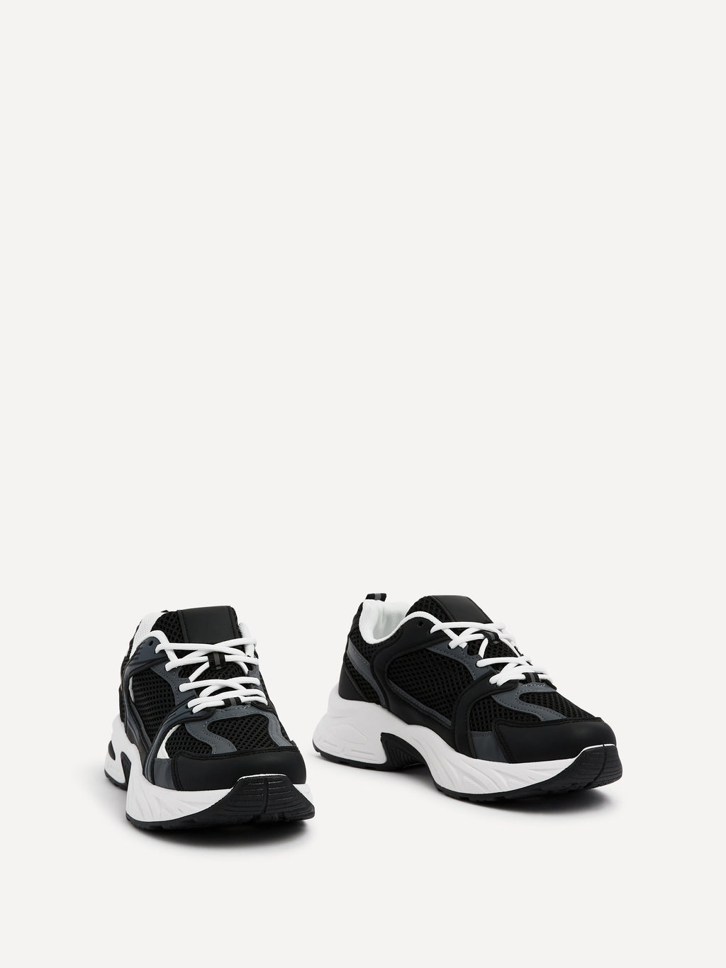 Venture Black Mesh Trainers