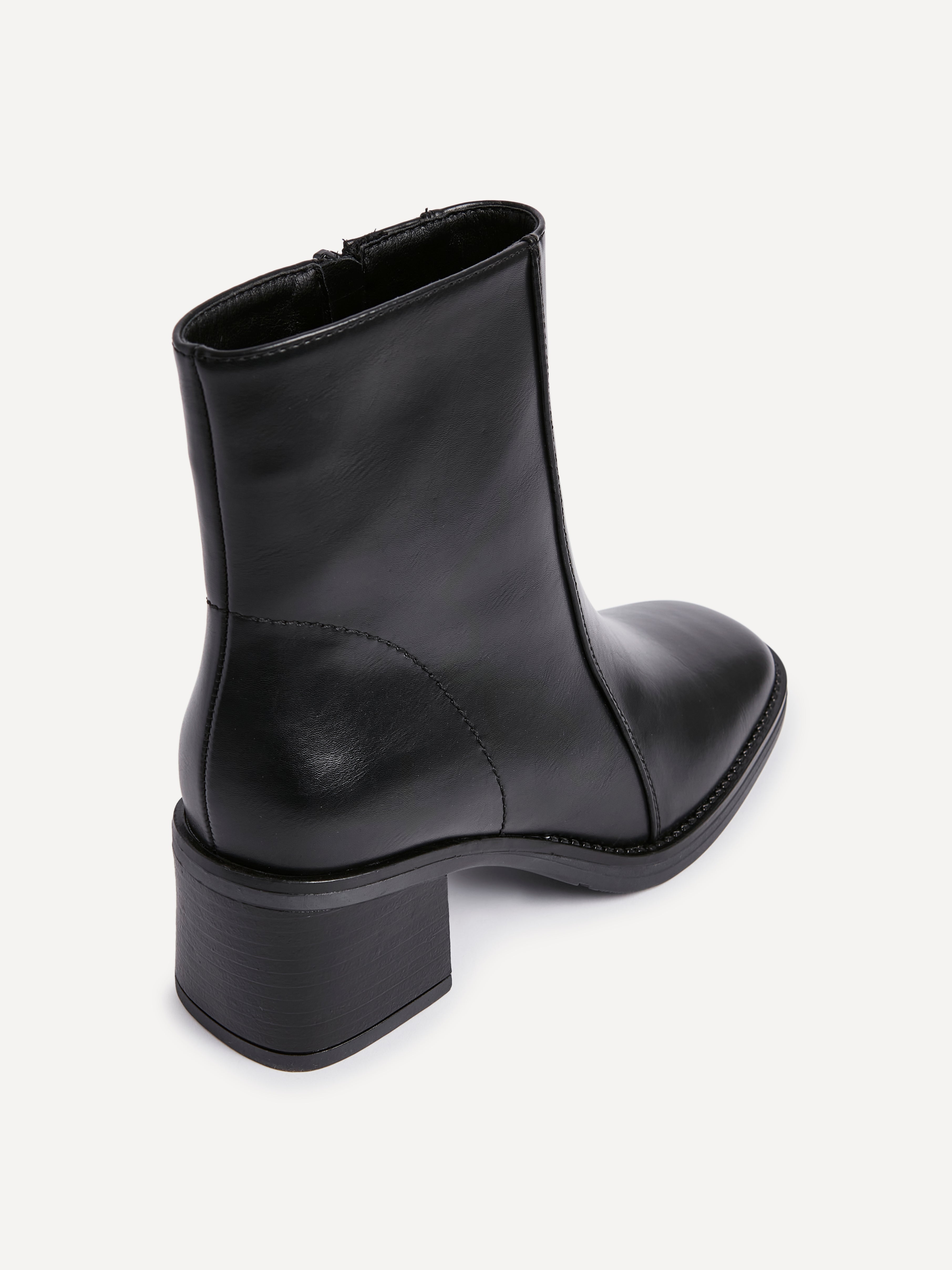 Wander Black Heeled Ankle Boots