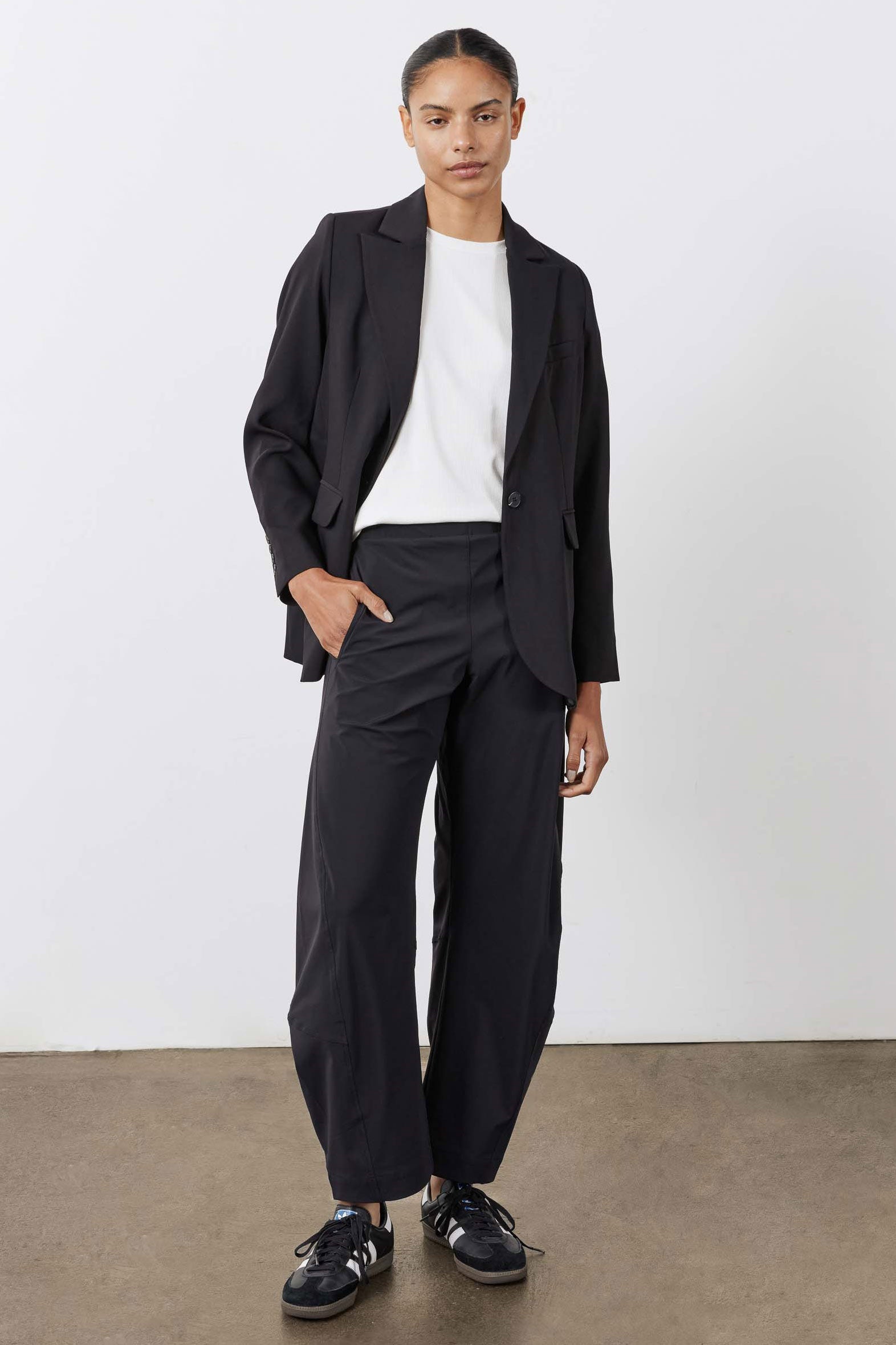 The Petite Classic Blazer That Upgrades You 2.0