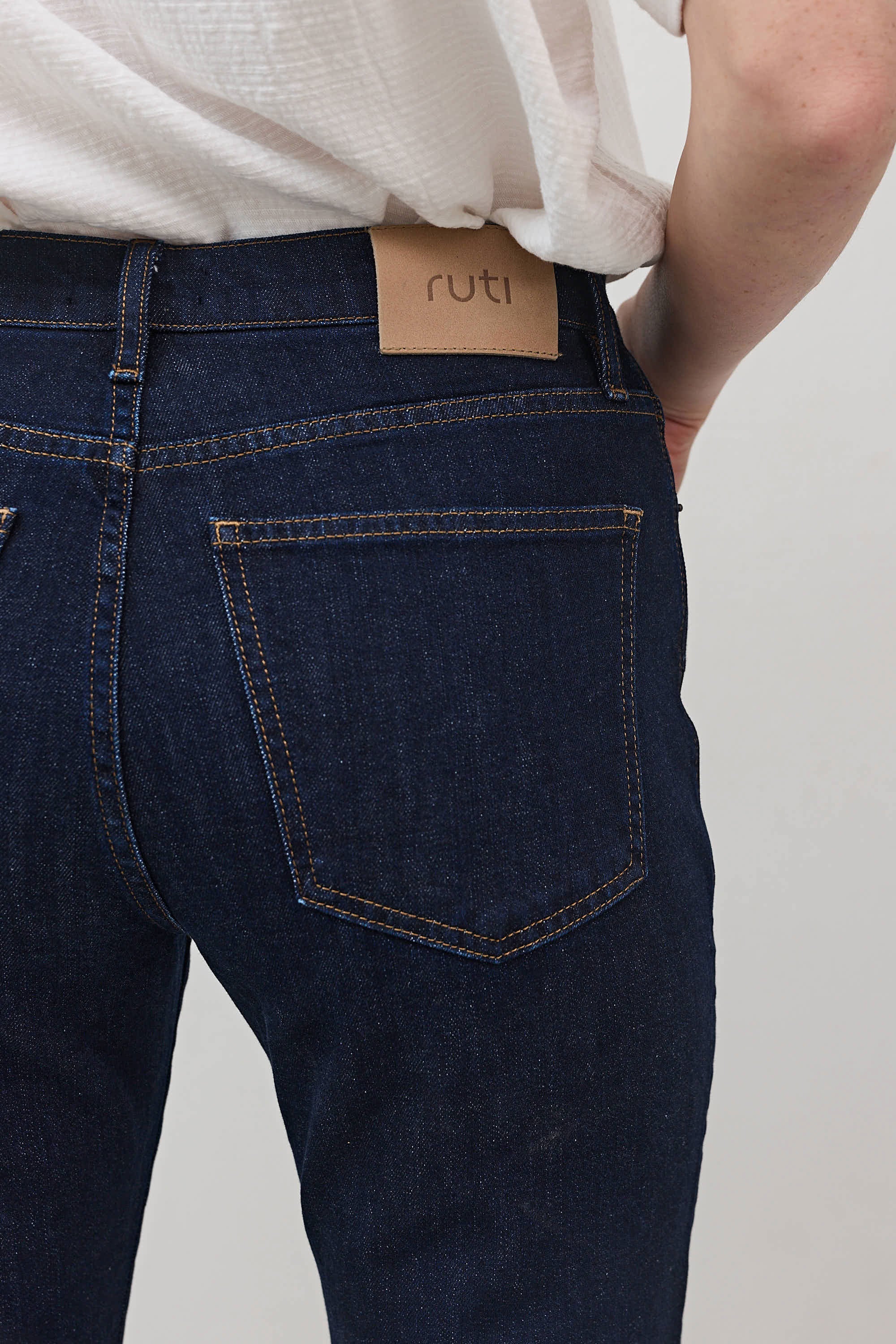 The Petite Crop Mid-Rise Straight Jeans