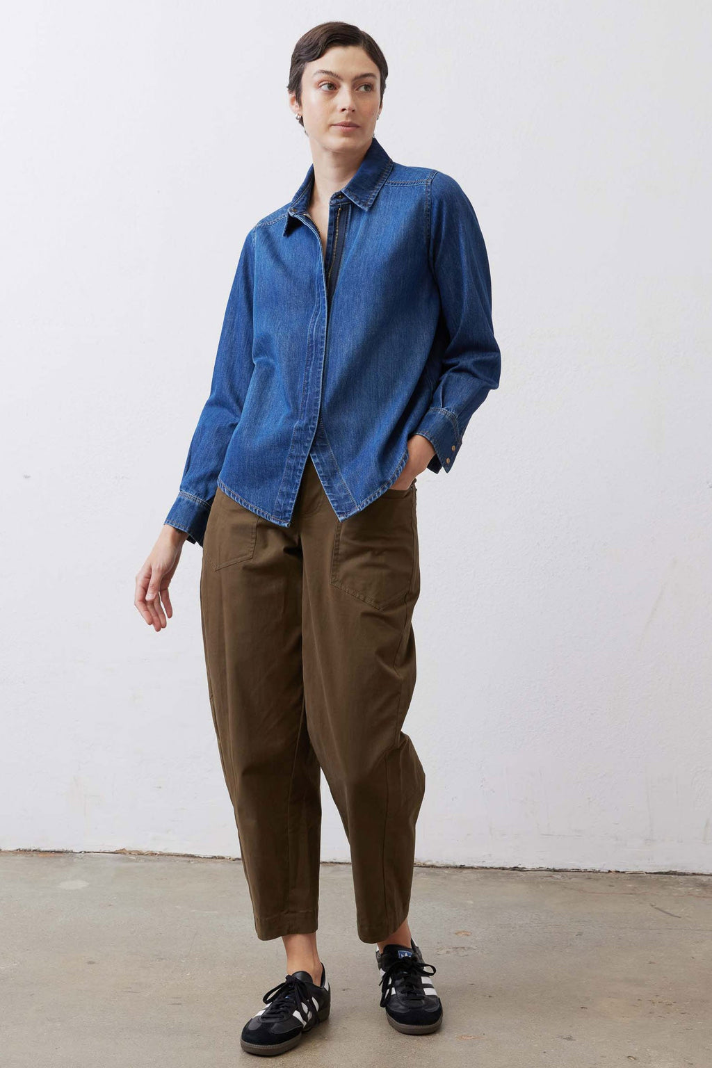 Denim Handkerchief With a Zipper Blouse
