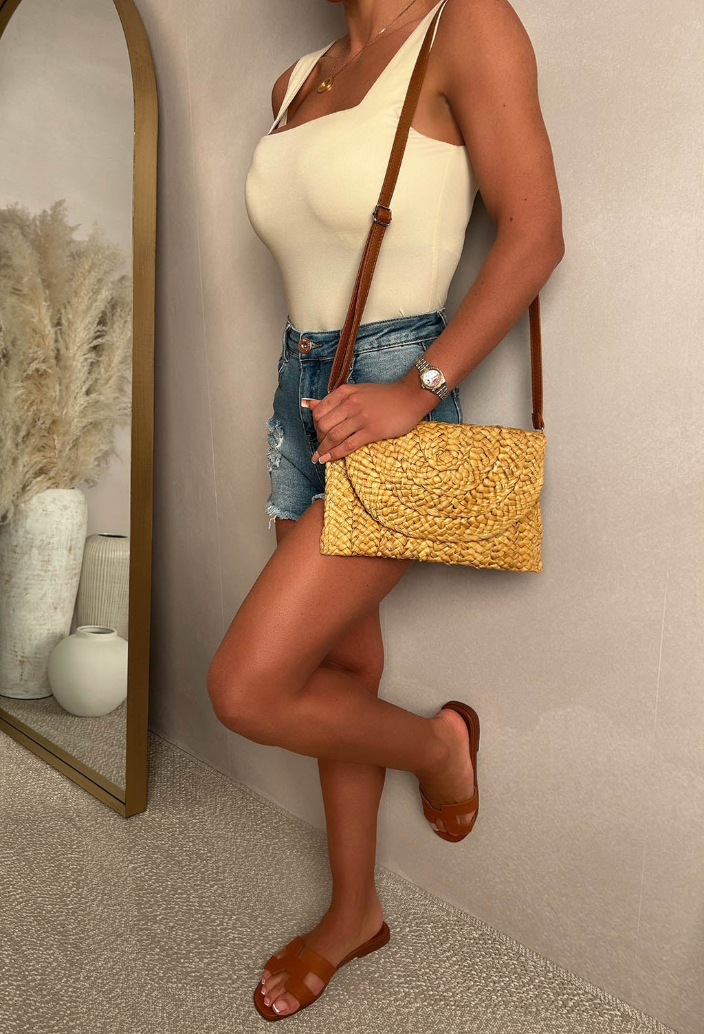 Desert Darling Beige Straw Clutch Bag
