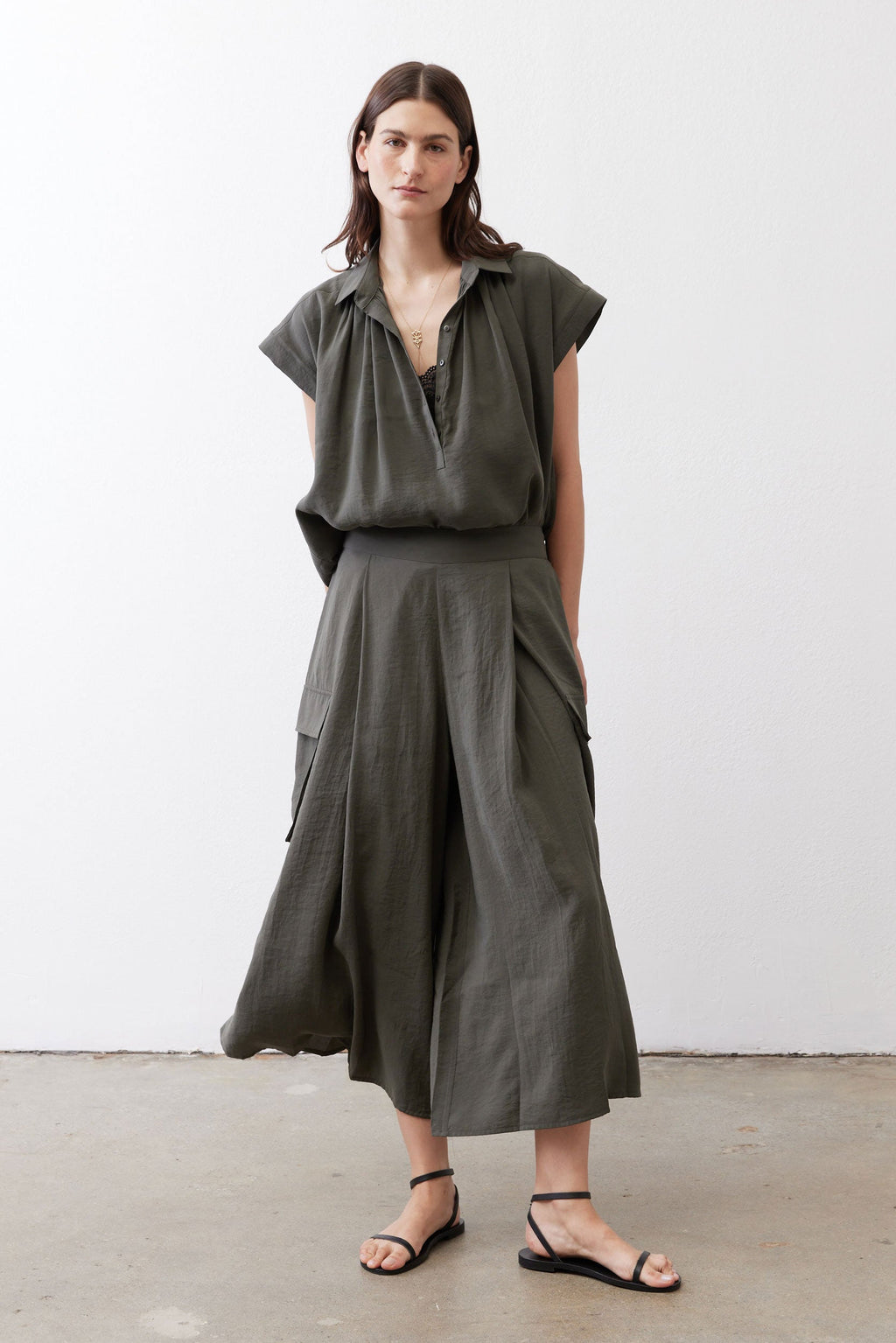 The Light Poplin Cargo Skirt Pants