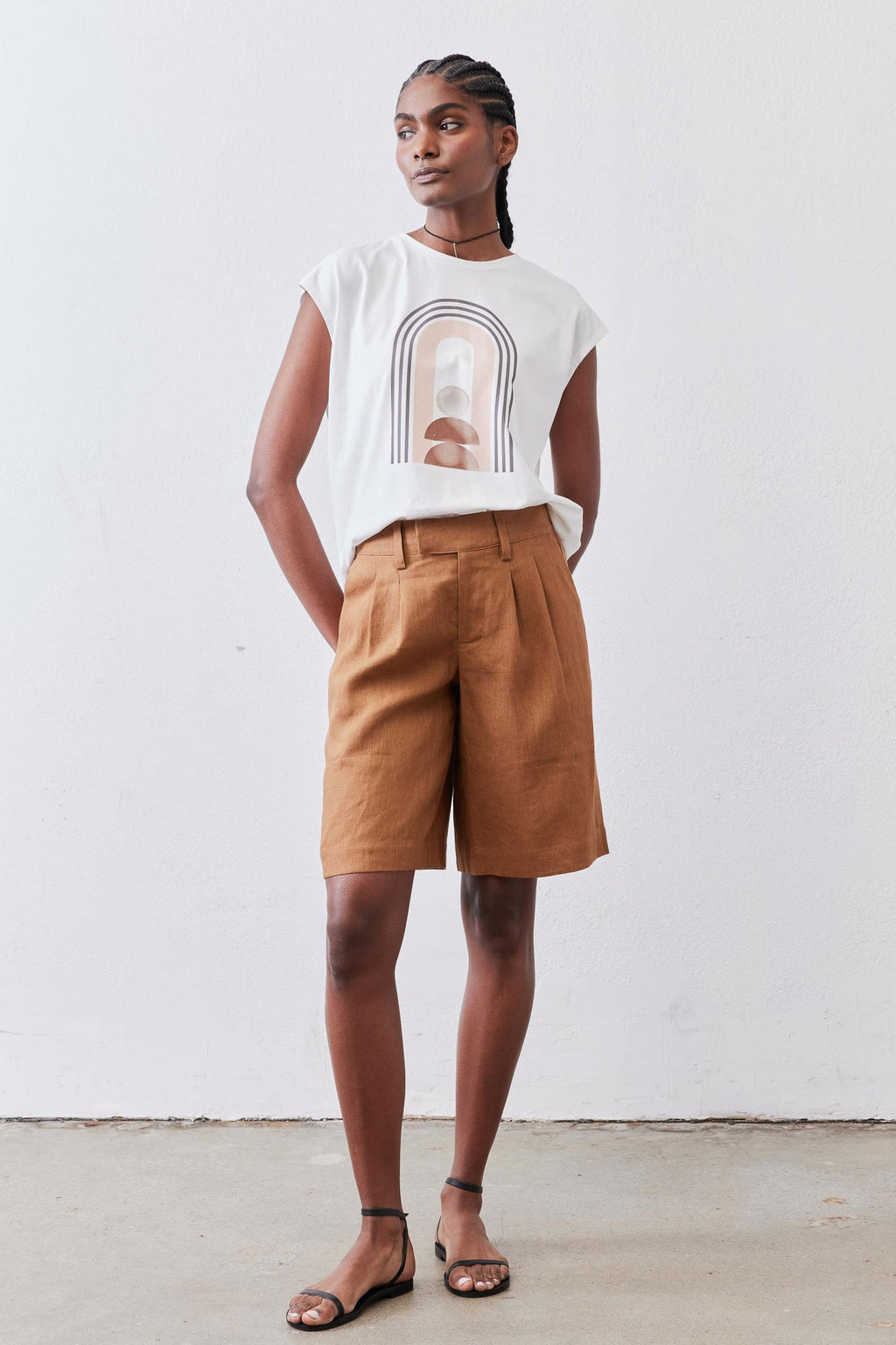 The Pleated Bermuda Shorts