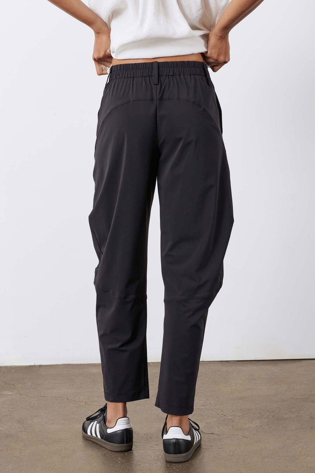 The Petite Wide-ish Pants